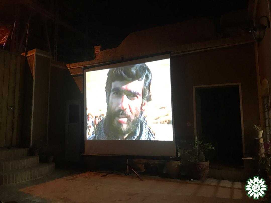 هشتمین کافه فیلم  در پاتوق فرهنگی خانه خیام شهرداری برگزار شد