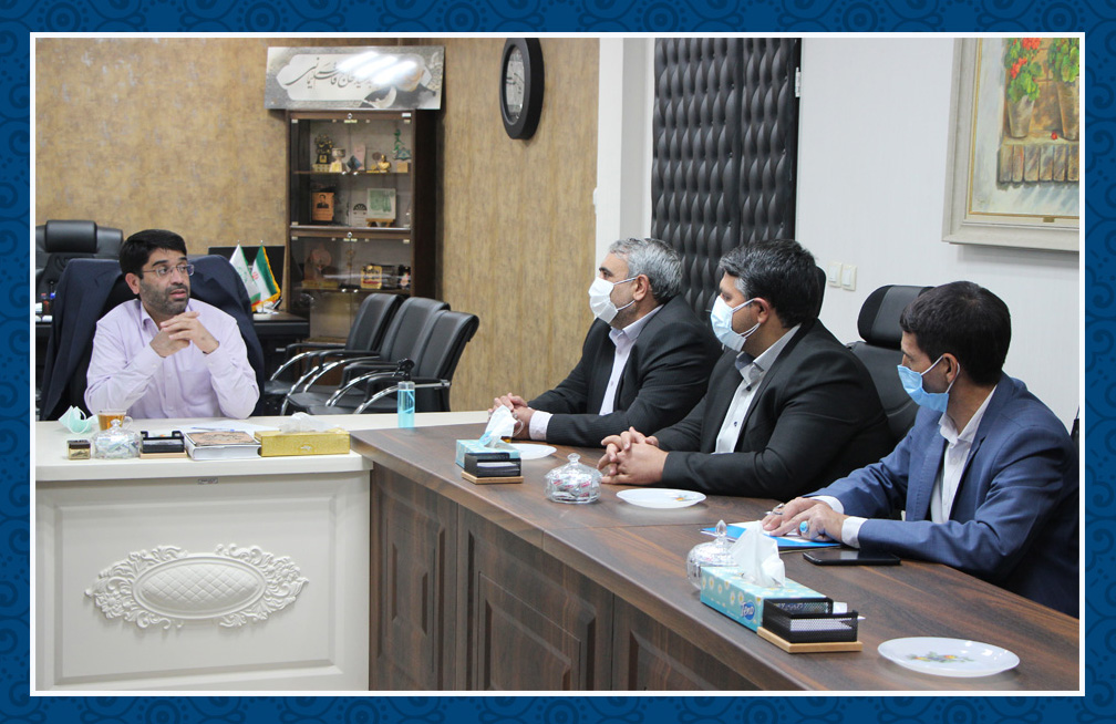 نشست مشترک شهردار رفسنجان با مدیران مناطق و مسئولین کمیسیون های شهرداری