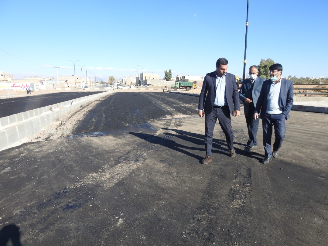 بازدید شهردار رفسنجان از پل انتهای بلوار شهید زینلی