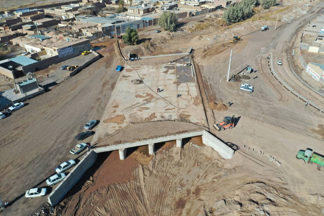 اجرای عملیات زیرسازی پل نخل به همت سازمان عمران شهرداری رفسنجان