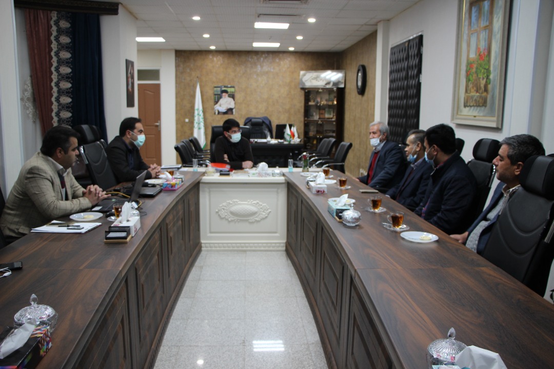 نشست صمیمانه مهندس کهنوجی شهردار رفسنجان با اعضای انجمن خوشنویسان
