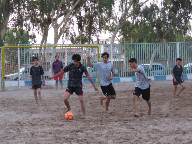 آغاز رقابت‌های فوتبال ساحلی در سومین المپیاد ورزشی محلات شهر رفسنجان