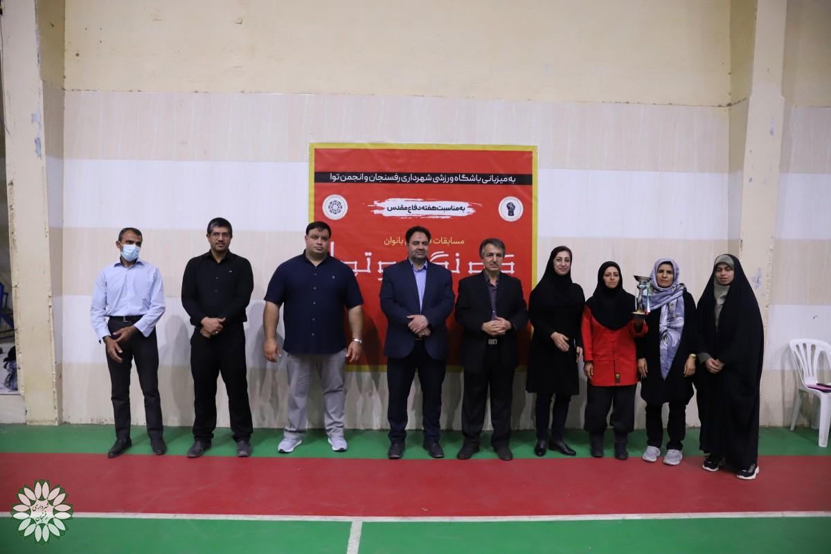 دختران کونگ فوکار باشگاه ورزشی شهرداری رفسنجان بر سکوی دوم استان ایستادند