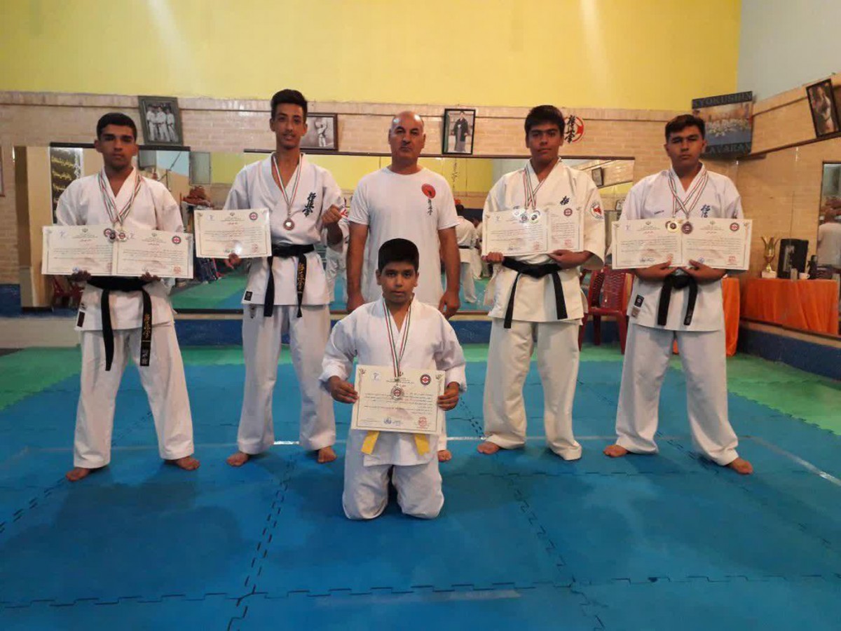 کسب ۱٠ مدال توسط پسران کاراته کا رفسنجان در مسابقات کشوری
