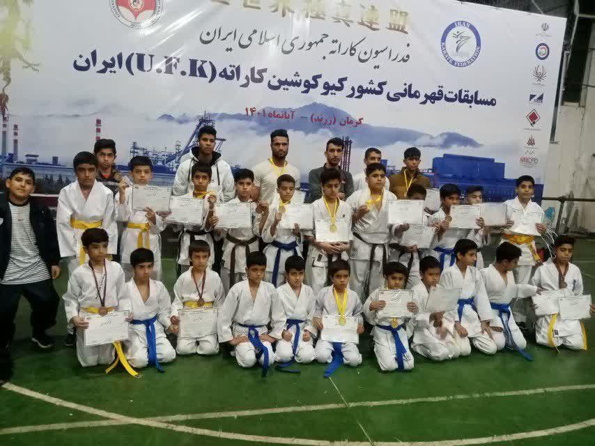 پسران کاراته کا رفسنجان ۲۲ مدال کسب کردند
