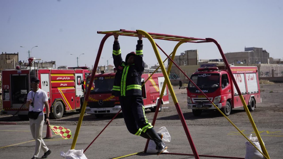 برگزاری مسابقات آمادگی جسمانی آتش نشانان رفسنجان