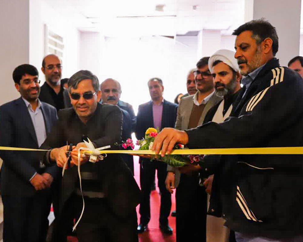 افتتاح نمایشگاه دستاوردهای فناورانه شرکت های تولیدی و صنعتی با حضور مسئولین رفسنجان در دانشگاه ولیعصر (عج)