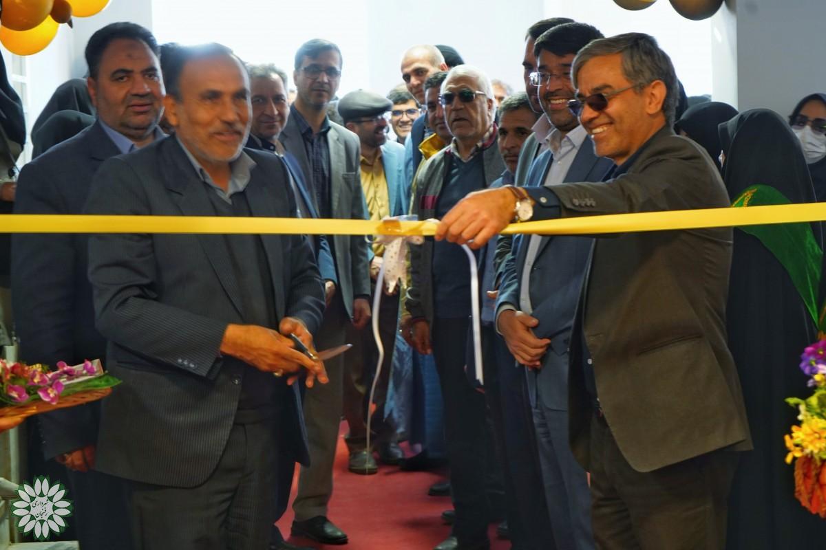 نمایشگاه «ریحانه بهشتی» در دانشگاه ولی‌عصر(عج) رفسنجان افتتاح شد