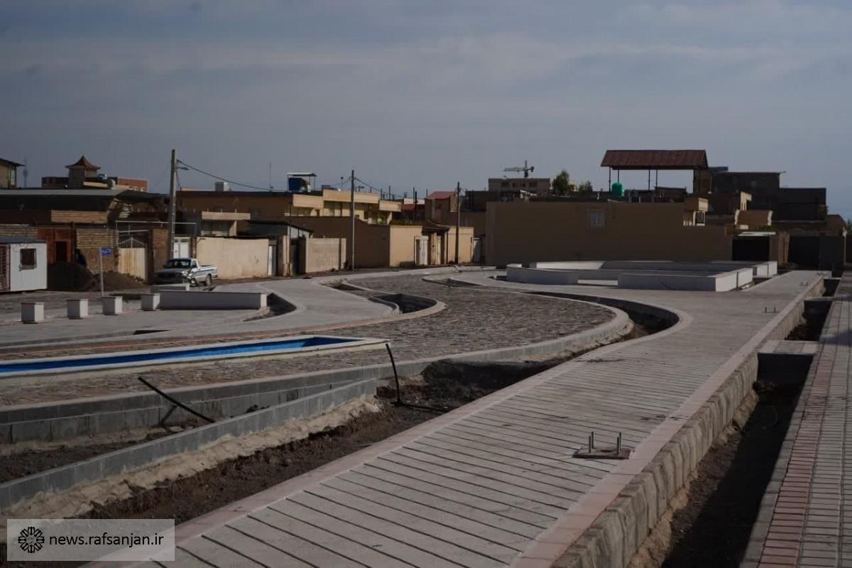 تکمیل عملیات عمرانی بوستان محله ای در بلوار امام علی (ع)