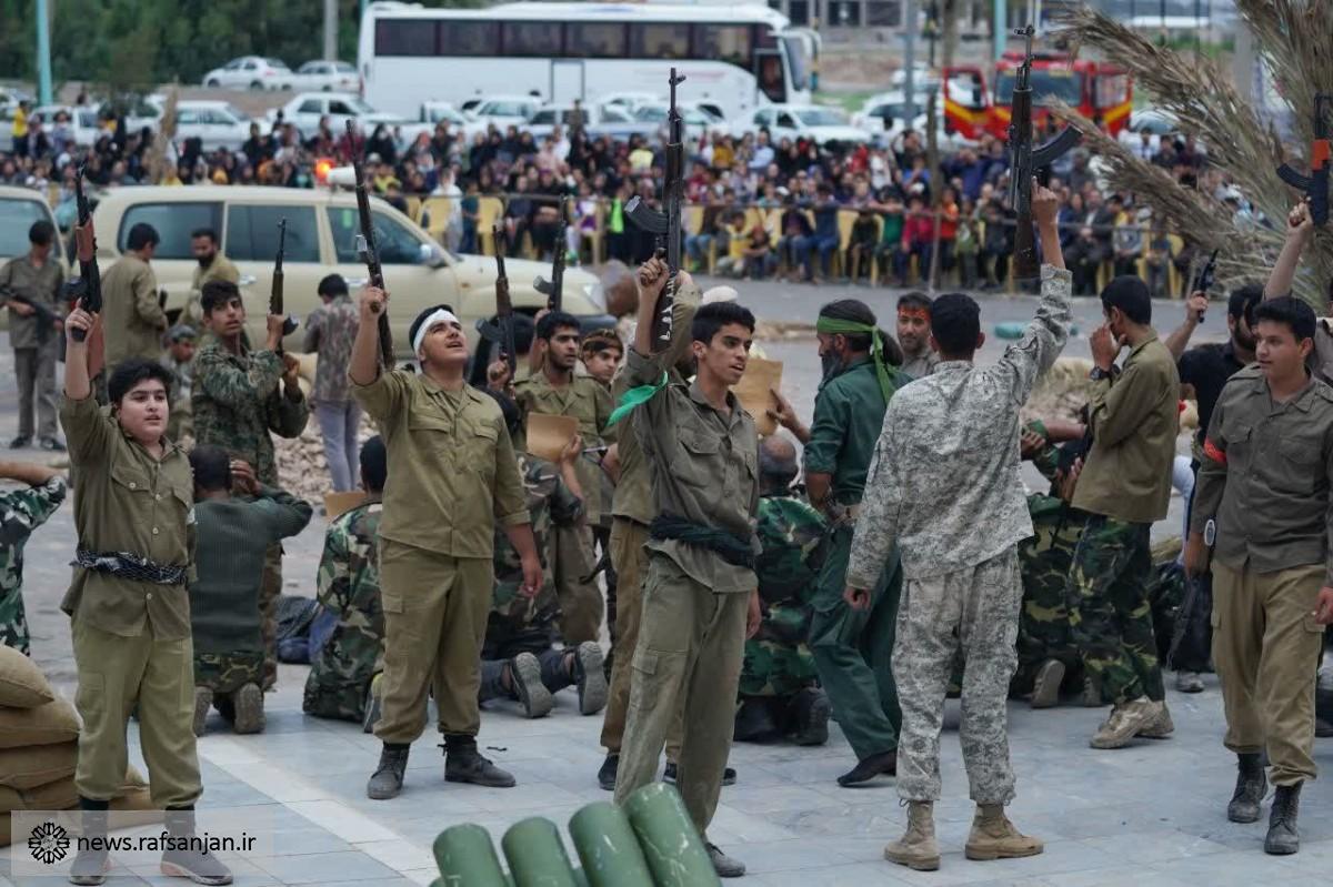 اجرای تئاتر محیطی مانور عملیات بیت المقدس در رفسنجان به مناسبت آزادسازی خرمشهر