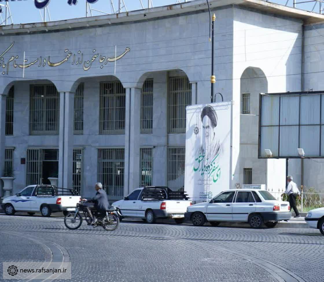 فضاسازی سطح شهر به مناسبت فرارسیدن سالروز رحلت امام خمینی (ره) و قیام پانزده خرداد
