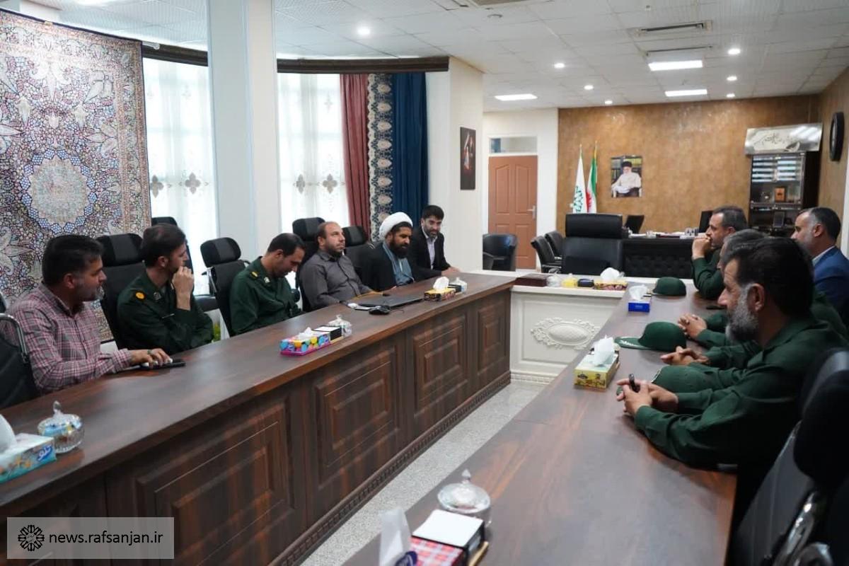 دیدار فرمانده و اعضای سپاه رفسنجان با مهندس کهنوجی به مناسبت روز شهرداری ها