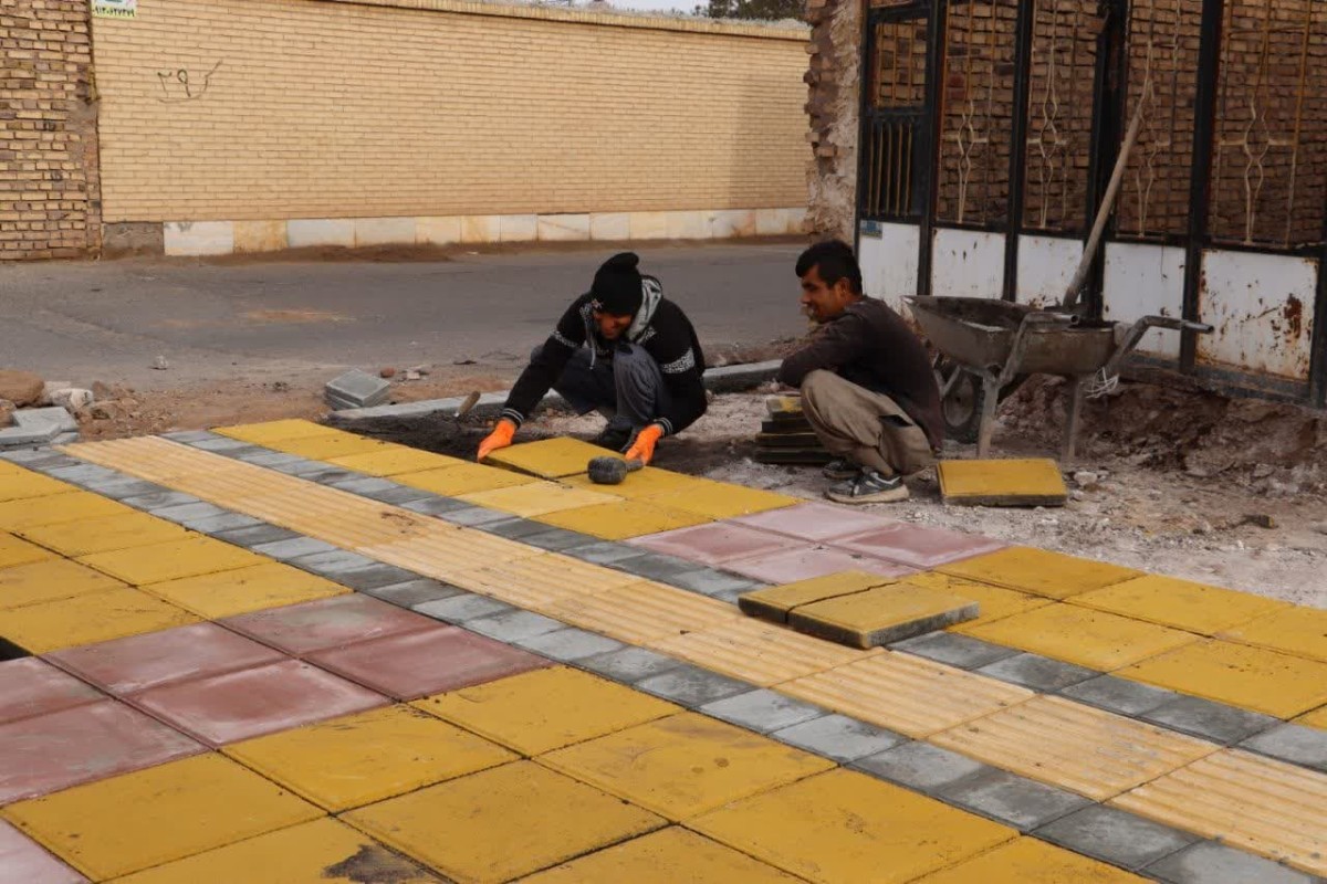 پیشرفت ۸۰ درصدی عملیات مناسب سازی و پیاده روسازی خیابان شهید عباس شریفی