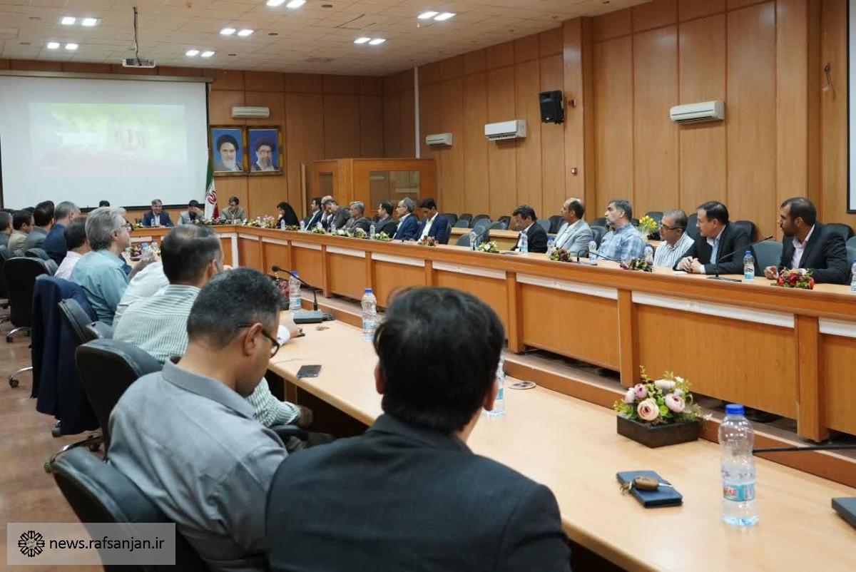 گسترش همکاری های مشترک پژوهشی شهرداری رفسنجان با دانشگاه های شهرستان