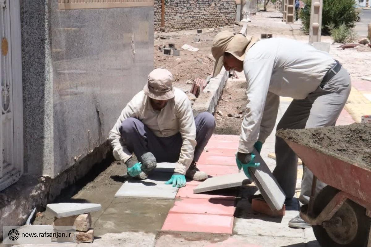  پیشرفت ۲۰ درصدی عملیات پیاده رو سازی خیابان شهید ابولی