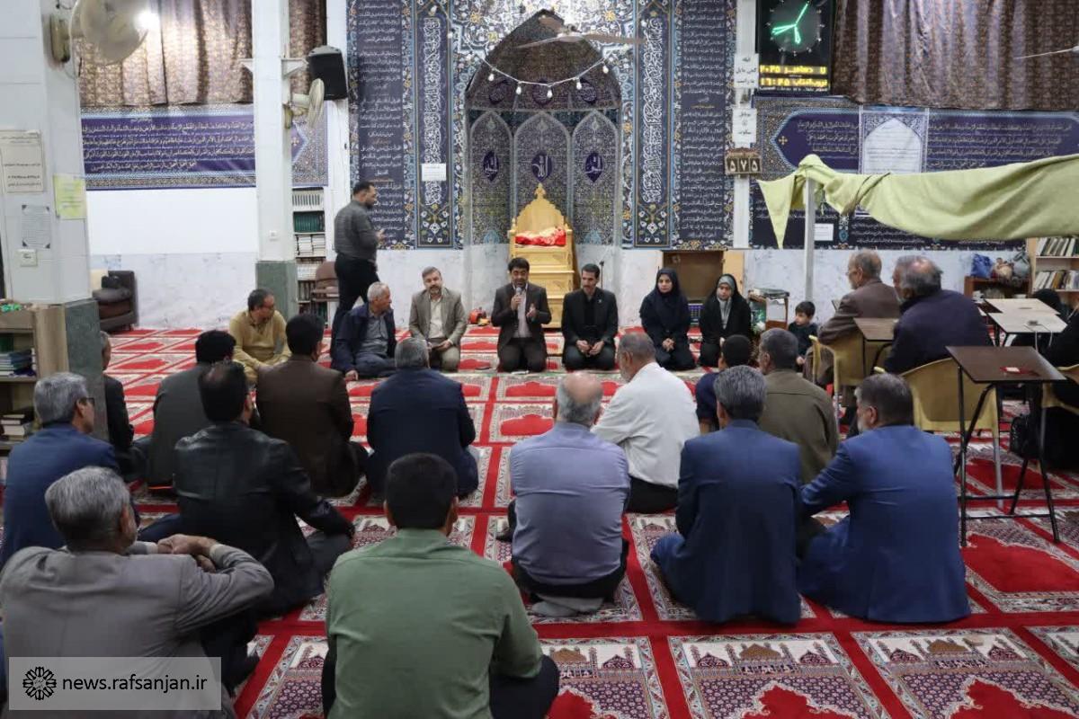 دیدار شهردار و اعضای شورای شهر رفسنجان با اهالی شهرک شهید زینلی