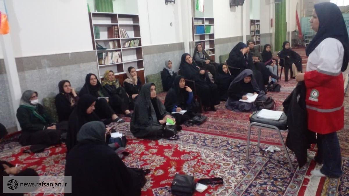 دوره آموزش مدیریت بحران در محلات رفسنجان برگزار شد؛ آمادگی محلات برای شرایط جنگی
