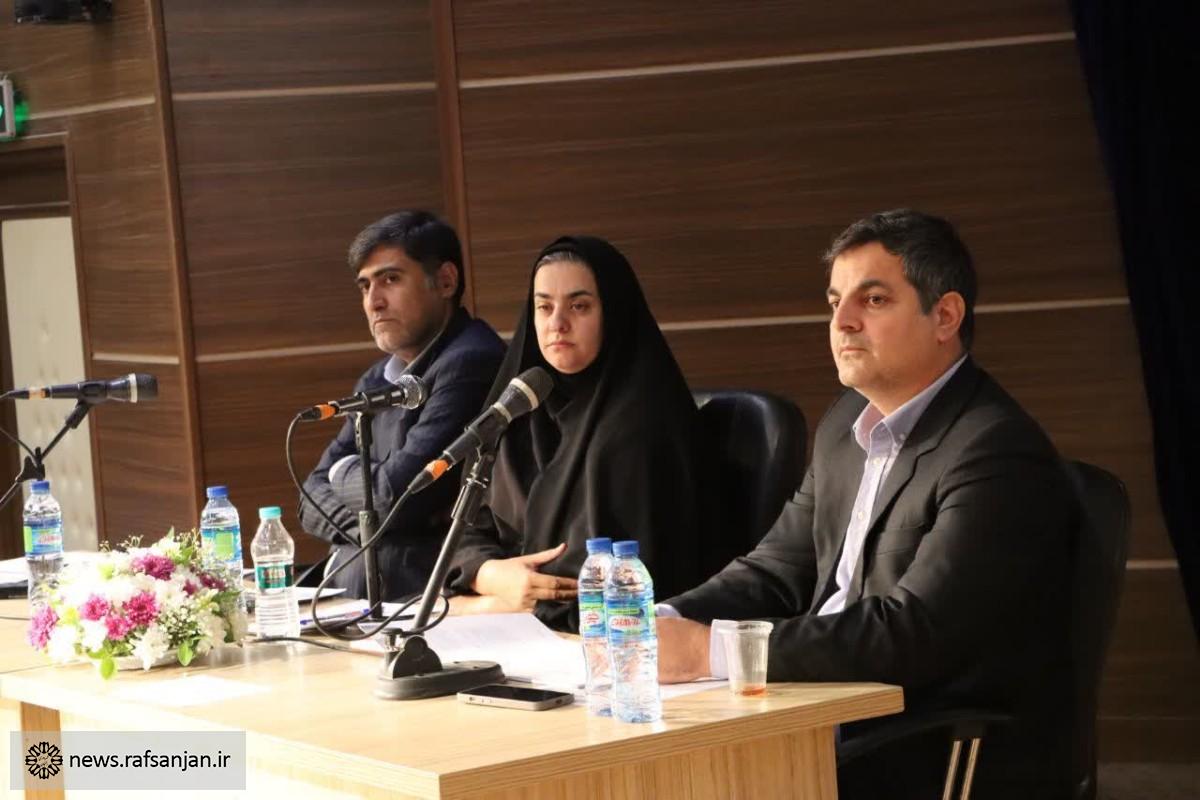المان‌های شهری بر پایه پنل‌های خورشیدی برای جذب گردشگر و تولید انرژی احداث شود/ محله ادیان شهر رفسنجان باید در طرح‌های بازآفرینی نمایان شود