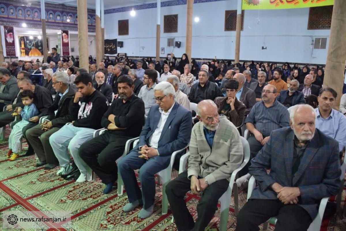 سی‌امین یادواره ۳۳ شهید والامقام محله قطب‌آباد رفسنجان برگزار شد